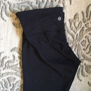 Lululemon size 6 leggings